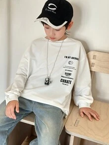 SHEIN 2 件套儿童青少年男童休闲韩版大字母图案圆领运动衫和牛仔裤套装，适合通勤、上学、日常休闲、旅行、运动、春夏秋冬，抓绒，加厚