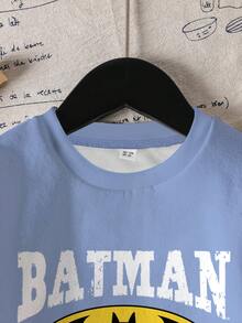 BATMAN X SHEIN 年轻男孩秋冬休闲蝙蝠标志和字母图案撞色条纹落肩保暖套头衫 - 白色 - 查看 3