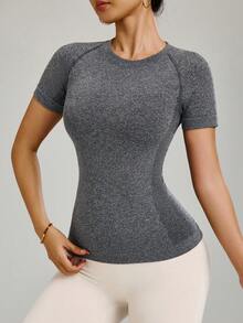 SHEIN Dewbera Camiseta Esportiva Feminina de Manga Curta, Ajustada e Respirável, Sem Costura - Chumbo - Visão 3