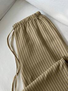 SHEIN PETITE 女士黄色条纹休闲裤，泡泡绉纱面料，超低腰抽绳设计，直筒裤型，休闲浪漫风