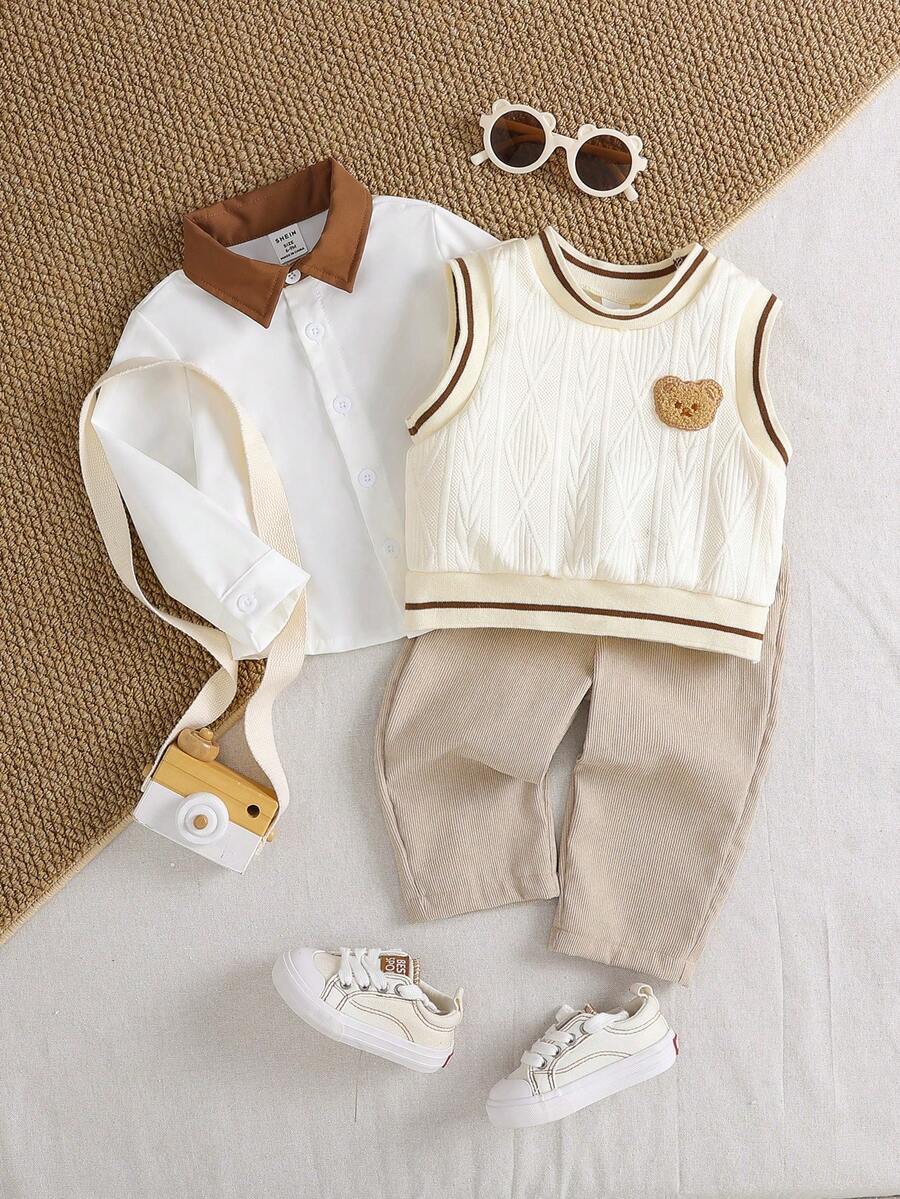 SHEIN Playful Pals 3 st/set babypojkar casual outfit: Björnväst + långärmad vit skjorta + jeansbyxor, vintage koreansk stil med krage och enkelknäppt väst, tvättade jeansbyxor, lämpliga för höst/vinter vardagskläder och skolstart, brittisk stil - Svart och Vitt - Visa 1