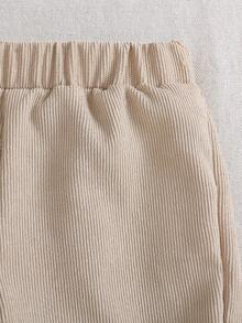 SHEIN Playful Pals 3 st/set babypojkar casual outfit: Björnväst + långärmad vit skjorta + jeansbyxor, vintage koreansk stil med krage och enkelknäppt väst, tvättade jeansbyxor, lämpliga för höst/vinter vardagskläder och skolstart, brittisk stil - Svart och Vitt - Visa 8