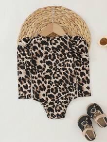 SHEIN 新生女宝宝秋冬针织弹力可爱豹纹长袖连体衣 - 彩色 - 查看 5