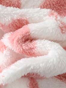 Cozy Pixies 2pcs Baby Girl Heart Pattern Fleece Thick Crew Neck Long Sleeve Pullover Top And Elastic Waist Ankle Length Pants Set - Pink - View 4