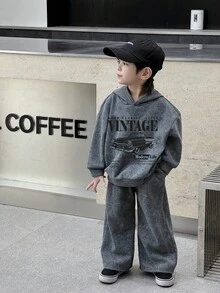 SHEIN 2 件套年轻男童休闲街头时尚韩版雪花连帽运动衫和纯色松紧腰运动裤套装，适合返校、生日、迎婴派对、节日派对、秋冬季 - 彩色 - 查看 2