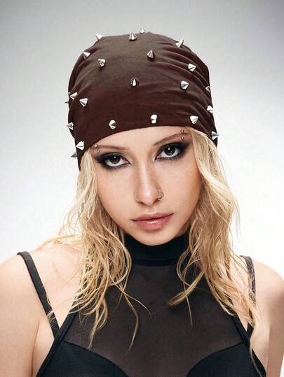 Grunge Punk 1pc Punk Style Lightweight Rivet Decorated Beanie, High-Quality Y2K Vintage Solid Black Warm Fold-Over Hat, Fashionable Daily All-Season Wear