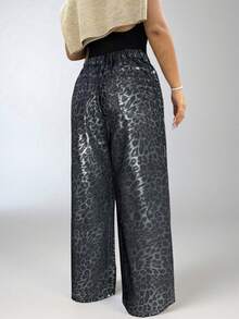 SHEIN Tall CURVE Quần jean ống rộng thời trang mùa thu, mùa thu, trở lại trường, tiệc Halloween, Giáng sinh, Y2K, dễ thương, phong cách đường phố, Goth, Grunge, Techno, tiệc sinh nhật, đi chơi, câu lạc bộ, sân bay, họa tiết da báo ánh kim, họa tiết động vật, quần jean ống rộng, họa tiết da báo đã giặt - màu đen - Xem 2