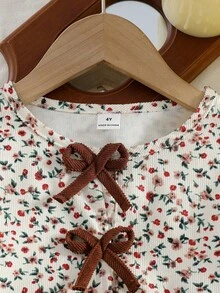 SHEIN Genkimix Kids 两件套女童时尚碎花圆领长袖上衣，饰有3D蝴蝶结，搭配松紧腰阔腿裤，休闲百搭，适合日常穿着和派对，秋季必备 - 棕色 - 查看 3