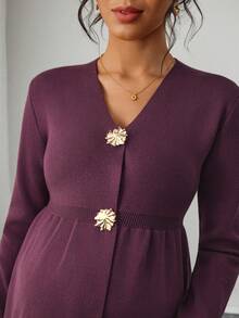 SHEIN Women's Fitted V-Neck Metal Button Ruffle Hem Design Elegant Maternity Cardigan, Long Sleeve