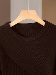 GlowEve Sweater Leher Bulat Hitam Asimetris 2-in-1 Bergaya Mewah, Gaya Korea Minimalis untuk Wanita di Musim Gugur - Coffee Brown - View 3