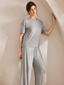Ocili 舒适丝滑棉质短袖和长裤女士睡衣套装 - 淺灰色 - 查看 5