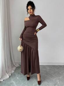 Modelyn 女士优雅咖啡色镂空露肩高领连衣裙，秋冬款 - 咖啡 - 查看 7