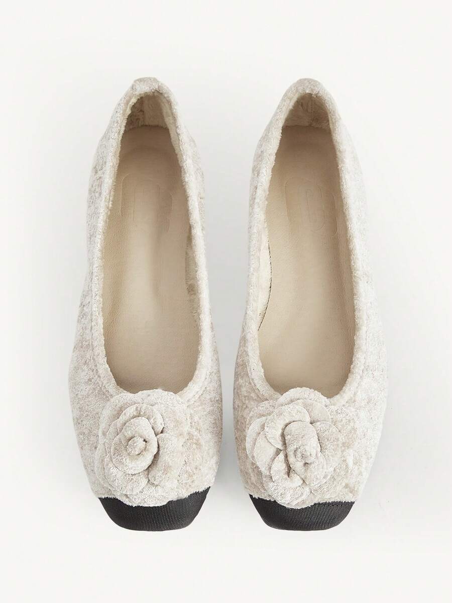 CUCCOO CHICEST Beige Floral Print Comfortable Women Flat Shoes - Apricot - View 1