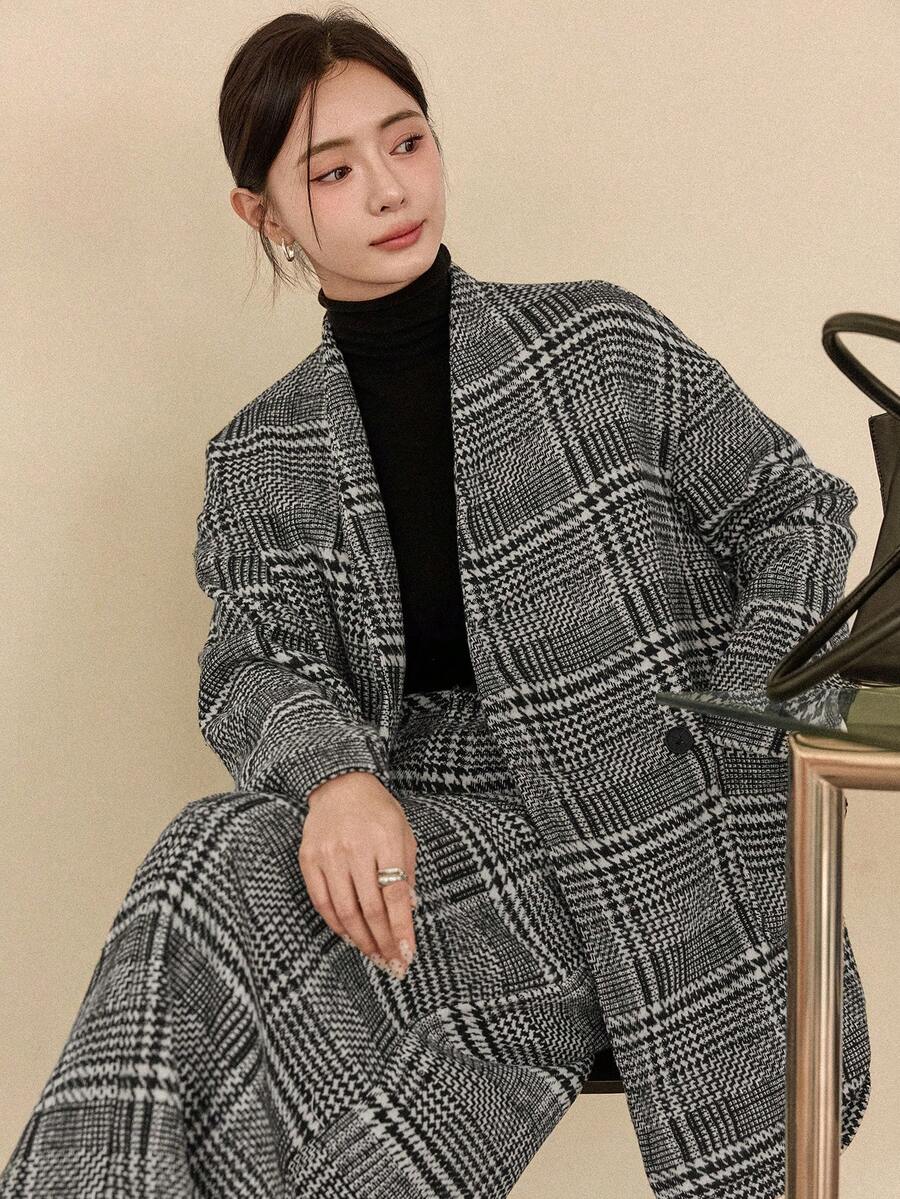 DAZY Ensemble 2 pièces pour femmes, veste ample à col V à carreaux et jupe longue. Ensembles de détente décontracté et élégants pour femmes - Noir et Blanc - Voir 1