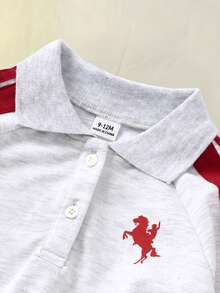 SHEIN 男婴骑士印花 Polo 领卫衣和运动裤休闲套装 - 灰色 - 查看 6