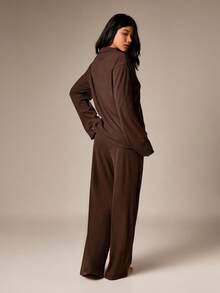 AiiRZ Conjunto de pijama de mujer con camisa de manga larga con botones y pantalón de pierna ancha, de punto suave y acanalado - Café integral - Ver 2