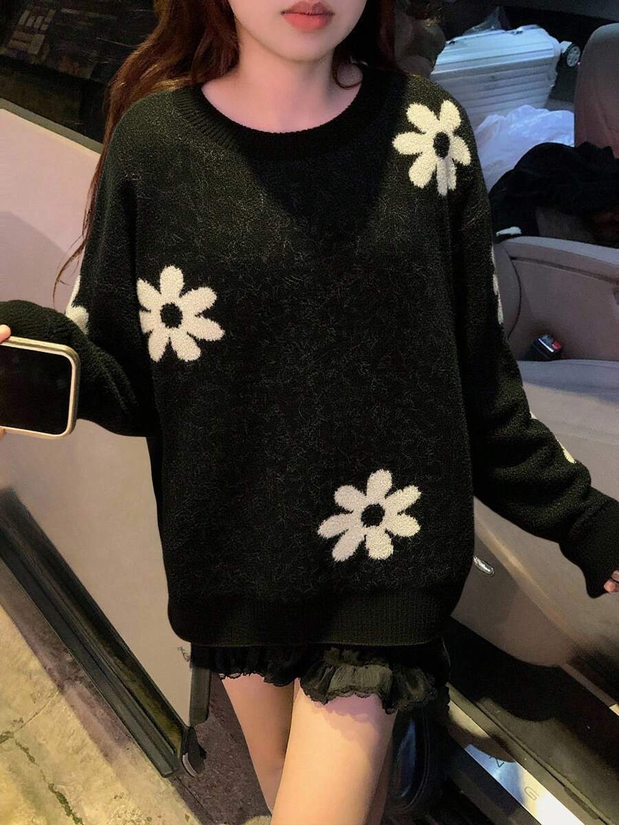 DAZY Women's Floral All-Over Print Loose Fit Crew Neck Casual Sweater - Black - View 1