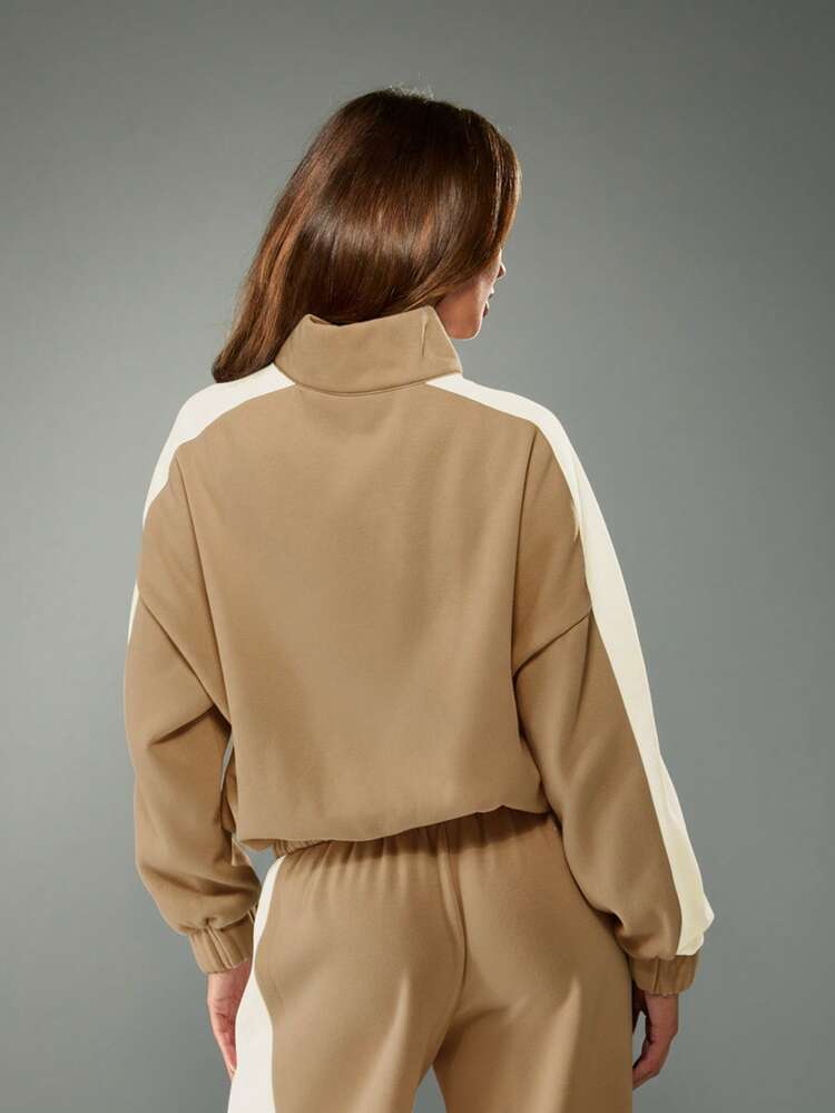 MISSGUIDED Half Zip Oversized Sweatshirt With Contrast Striping And Funnel Neck For Casual Weekend Comfort