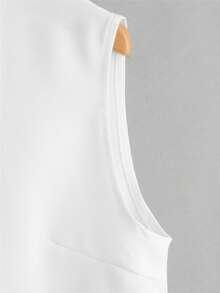 SHEIN LUNE Women's Solid Color Single-Breasted Casual Sleeveless Woven Shirt