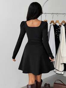 Abito elegante a maniche lunghe con scollo quadrato e linea ad A per ragazze adolescenti, colore nero