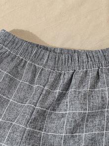 男婴优雅绅士套装三件套，包括格子单排扣马甲、松紧腰裤和蝴蝶结（不含衬衫），适合春秋季日常穿着、户外活动、上学、参加派对、出席活动和拍照等场合。男婴服装、男婴西装、男婴正装、男婴洗礼服、男婴正式场合绅士装，返校季必备。 - 深灰色 - 查看 7