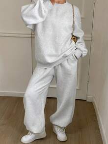 DAZY 女士纯色宽松圆领长袖卫衣+运动裤套装（2件套），带保暖内衬，秋季女装运动套装，女士休闲套装 - 灰色 - 查看 7