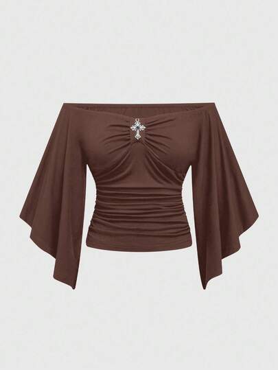 ROMWE J-Fashion 女士金属十字架装饰露肩喇叭袖时尚荷叶边T恤
