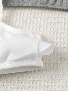 SHEIN 3pcs Tween Girls' Minimalist French Style Wireless Bra Set, Double Button Lift Bra Set - Multicolor - View 3