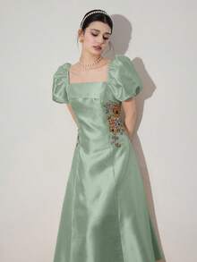 Modelyn Váy midi tay bồng thêu hoa dự tiệc thanh lịch dành cho nữ - màu xanh lá - Xem 6