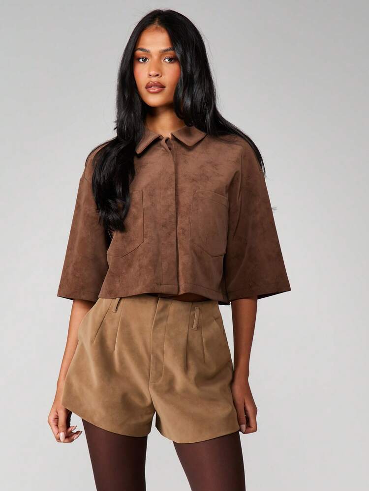 MISSGUIDED Cropped Suede Button Down Shirt With Collared Neckline And Chest Pockets For Fall Fashion