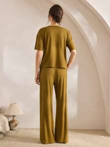 Ocili 舒适丝滑棉质短袖和长裤女士睡衣套装 - 芥末黃 - 查看 3