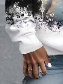 SHEIN LUNE 女式复古圣诞雪人印花运动衫，全身雪人和雪花图案，舒适的圆领休闲套头衫，适合秋冬季 - 彩色 - 查看 3
