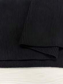 Rafferiza 法式复古优雅休闲简约通勤商务休闲女装秋冬女装黑白撞色白色小翻领衬衫领小喇叭袖撞色条纹A字喇叭裙收腰短款长袖度假风女装毛衣连衣裙 - 黑與白 - 查看 5