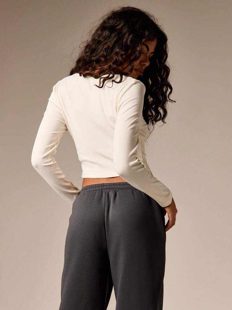 Long Sleeve Ribbed Crop Top With Scoop Neck