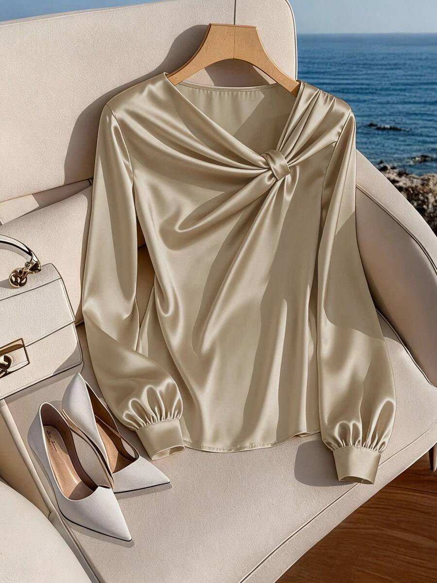 GlowEve CURVE 大码女式缎面不对称领亮面衬衫，优雅适合派对、下午茶、通勤等场合，杏色长袖衬衫 - 金色 - 查看 1