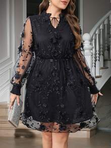 SHEIN Clasi 大码优雅派对3D立体花卉网纱连衣裙 - 黑色 - 查看 3