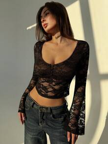 Aloruh 现代黑色蕾丝长喇叭袖修身女式衬衫 - 黑色 - 查看 5