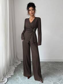 Elenzga Bộ đồ công sở thanh lịch cao cấp, trang trọng, đường cong, đơn giản, công sở, vải họa tiết trơn, cổ chữ V nhiều lớp, eo thắt chặt, xếp ly, viền kim loại lớn, xẻ tà, tay dài, áo cánh + quần ống đứng rộng rãi, cạp chun - Màu nâu Sô-cô-la - Xem 5