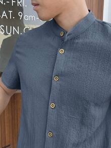 HIMLAND 男士休闲商务梭织纯色短袖衬衫 - 淺藍色 - 查看 3