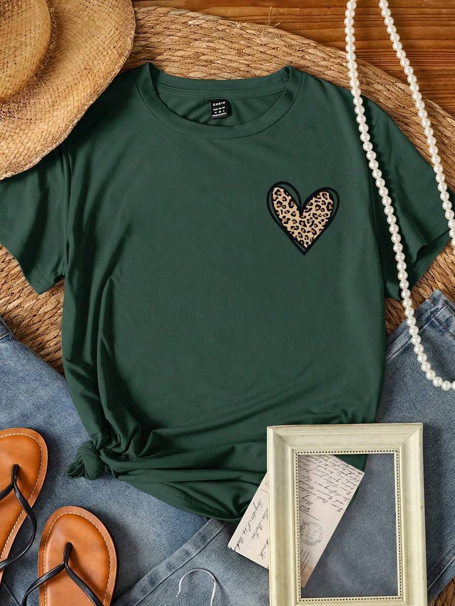 SHEIN LUNE Solid Color Minimalist Heart Printed Women T-Shirt Graphic Cheetah Print Tees Women Tops