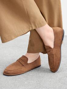 CUCCOO BIZCHIC Women's Brown Buckle Simple Round Toe Flat Shoes, Elegant, Casual, Comfortable, Slip-On, Suitable For Work, Commute, Versatile, Formal Occasions - Brown - View 3
