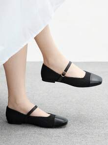 CUCCOO BIZCHIC 女士带扣纹理方头平底鞋，优雅玛丽珍平底鞋 - 黑色 - 查看 4