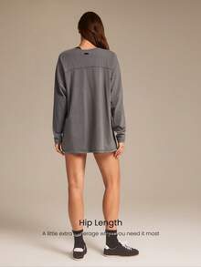 GLOWMODE 匹马棉冬季周末柔软弹力透气V领及臀长袖上衣，秋冬日常休闲穿着 - Volcanic Gray - 查看 2