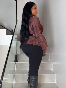 Xyvia 初秋新款女式褶皱亮面面料休闲 7 月 4 日日常通勤设计腰带收腰不对称喇叭长袖衬衫，复古百搭节日派对 - 棕色 - 查看 2