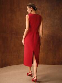 MOTF PREMIUM WOMEN'S WOOL BLEND MINIMALIST STRUCTURED MID-LENGTH FITTED DRESS - Red - View 3