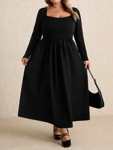 SHEIN CURVE+ Đầm dệt kim cổ vuông đơn giản, đơn giản, dễ mặc, dáng rộng, cỡ lớn, dành cho nữ, dáng dài đến trung bình - màu đen - Xem 4