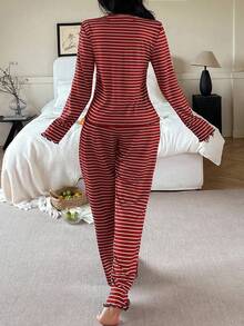 SHEIN 女士针织休闲宽松条纹印花上衣和裤子套装，秋冬服装 - 紅色 - 查看 2