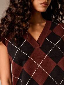 AiiRZ 菱形格纹无袖毛衣背心，饰有罗纹滚边，适合秋冬季叠穿 - 彩色 - 查看 6