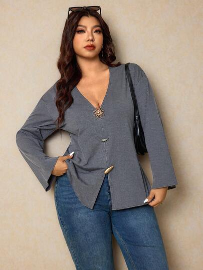 Elaquor Plus Size Casual Metal Decor Split Hem T-Shirt, Autumn