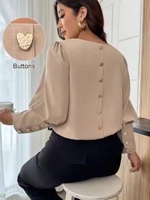 Weeklong 1 pieza Camisa holgada de mujer de talla grande con decoración de corazón de metal, adecuada para el uso diario, otoño/invierno